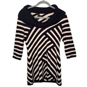 White House Black Market Black and White Striped 3/4 Sleeve Sweater Size XS